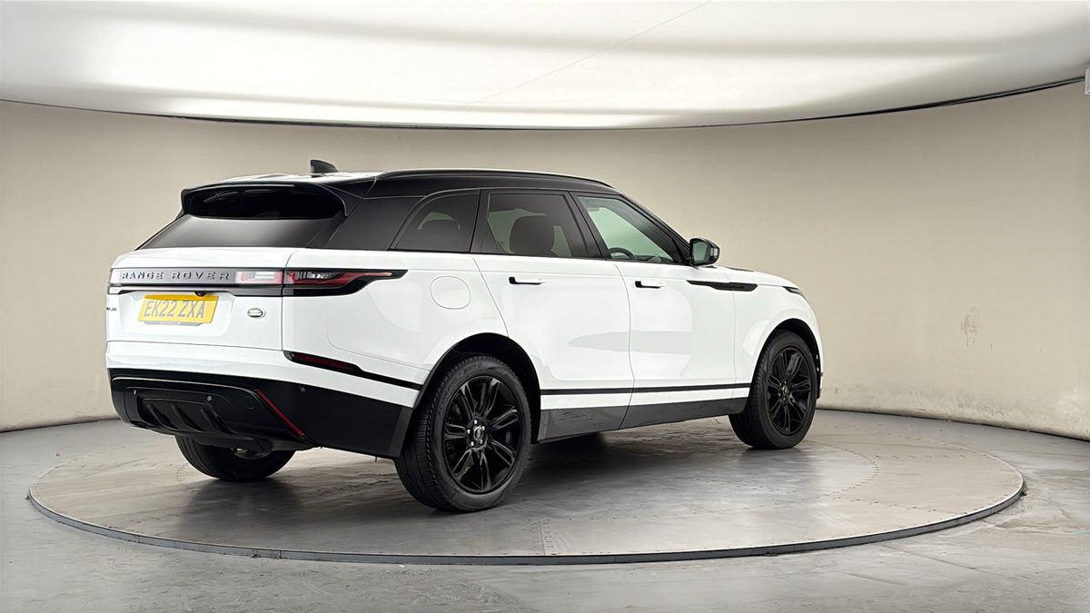 Land Rover Range Rover Velar Image 21