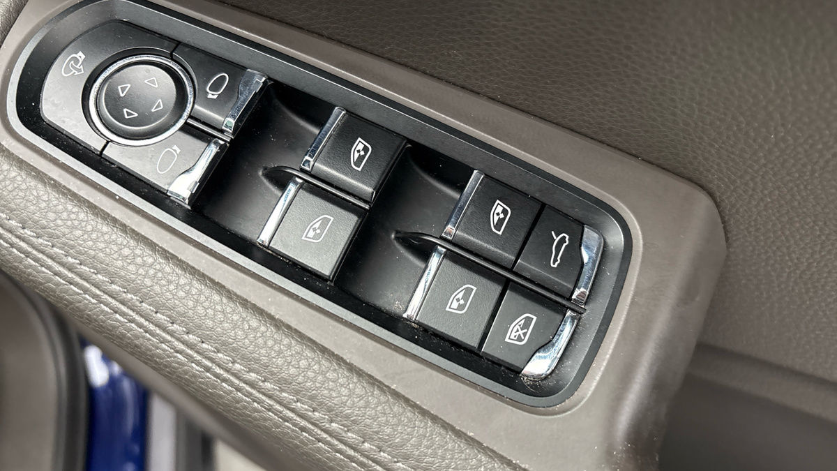 Porsche Macan Image 28