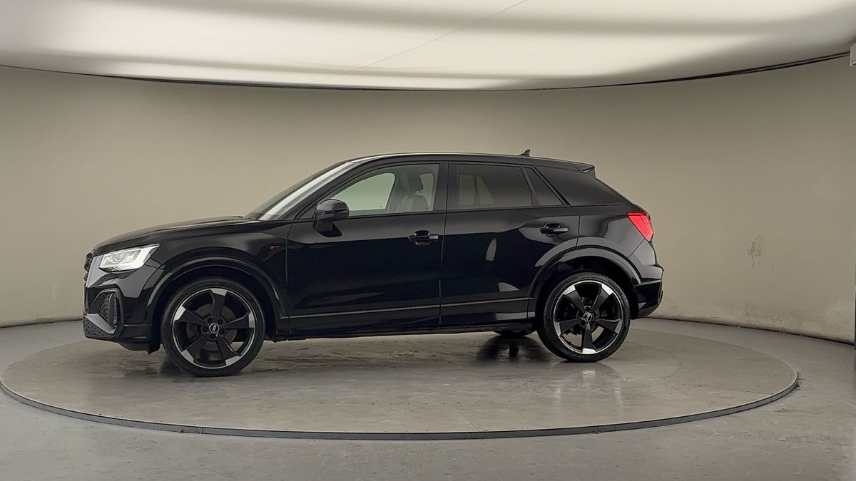 More views of Audi Q2