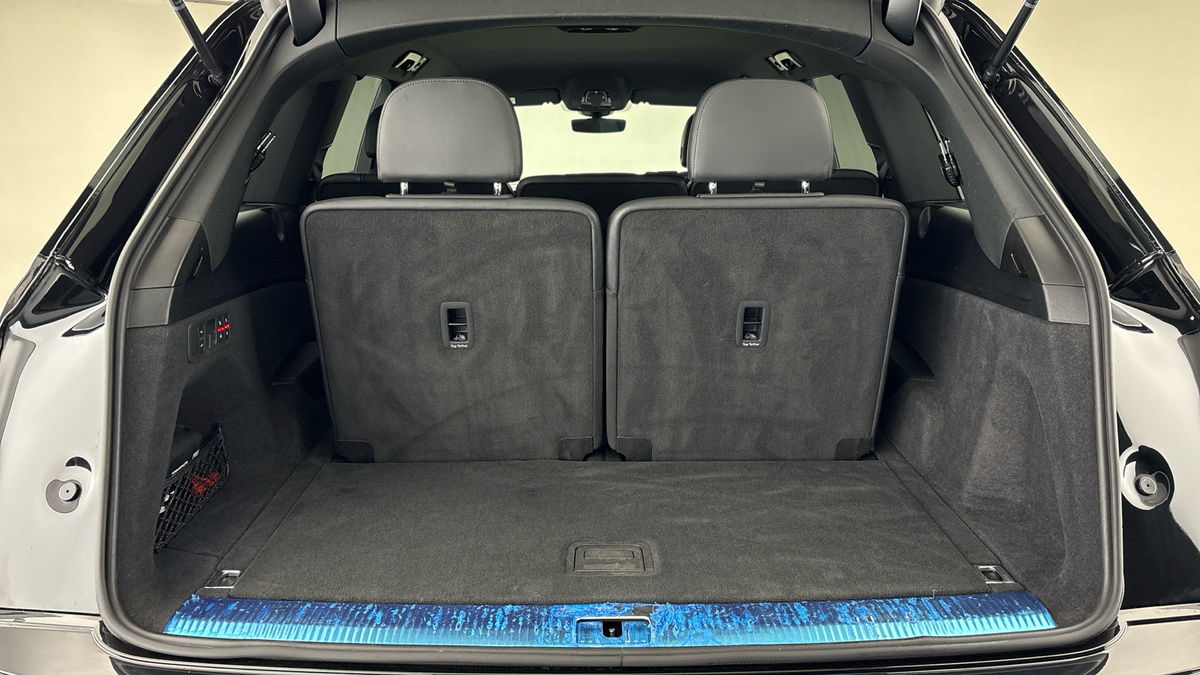Audi Q7 Image 11