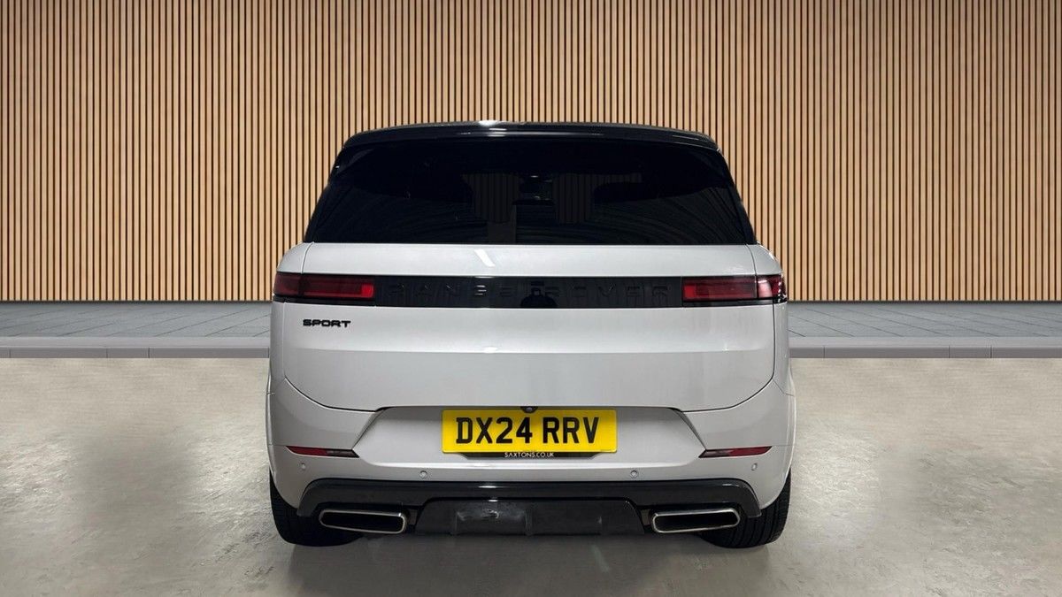Land Rover Range Rover Sport Image 4