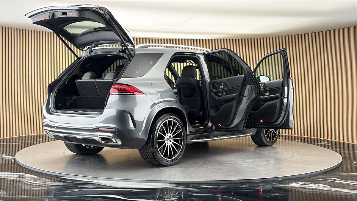 More views of Mercedes-Benz GLE