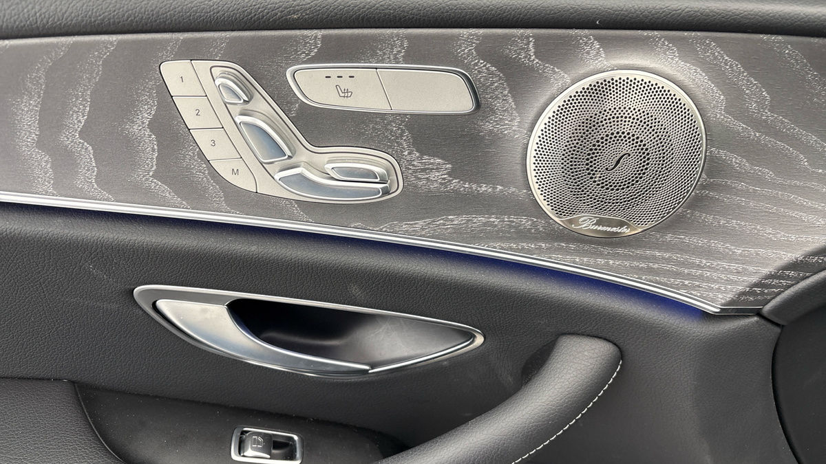 Mercedes-Benz E Class Image 19