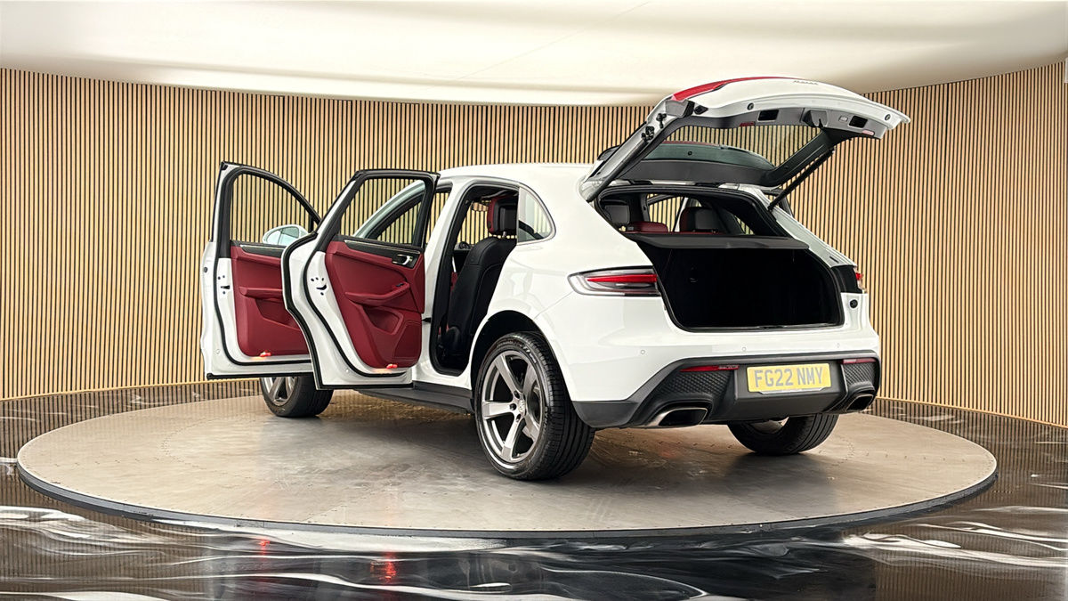Porsche Macan Image 23