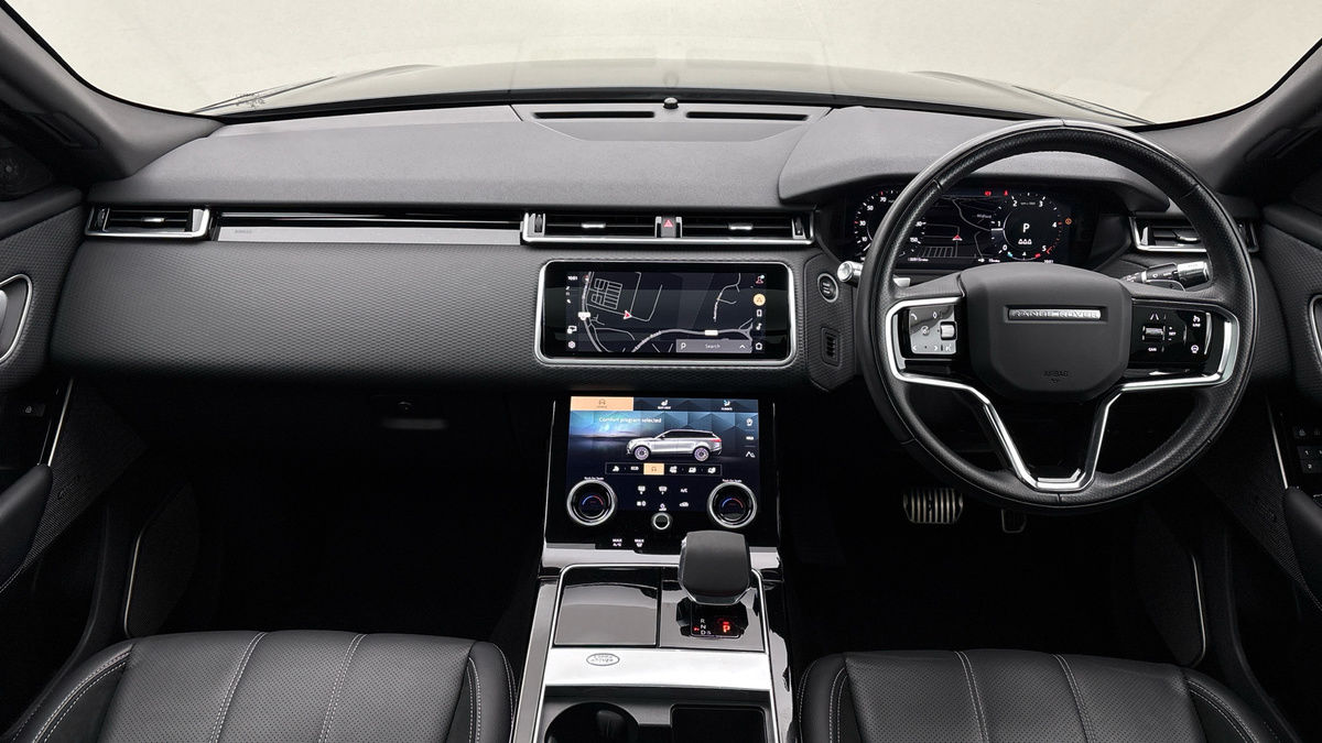 Land Rover Range Rover Velar Image 24