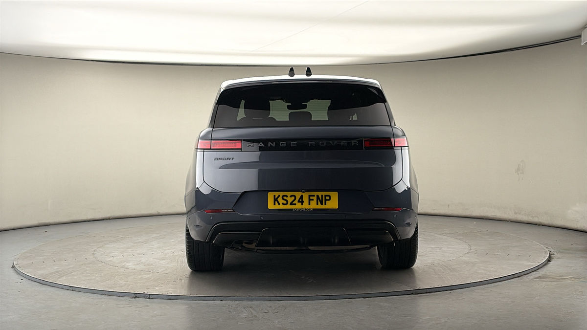 Land Rover Range Rover Sport Image 4