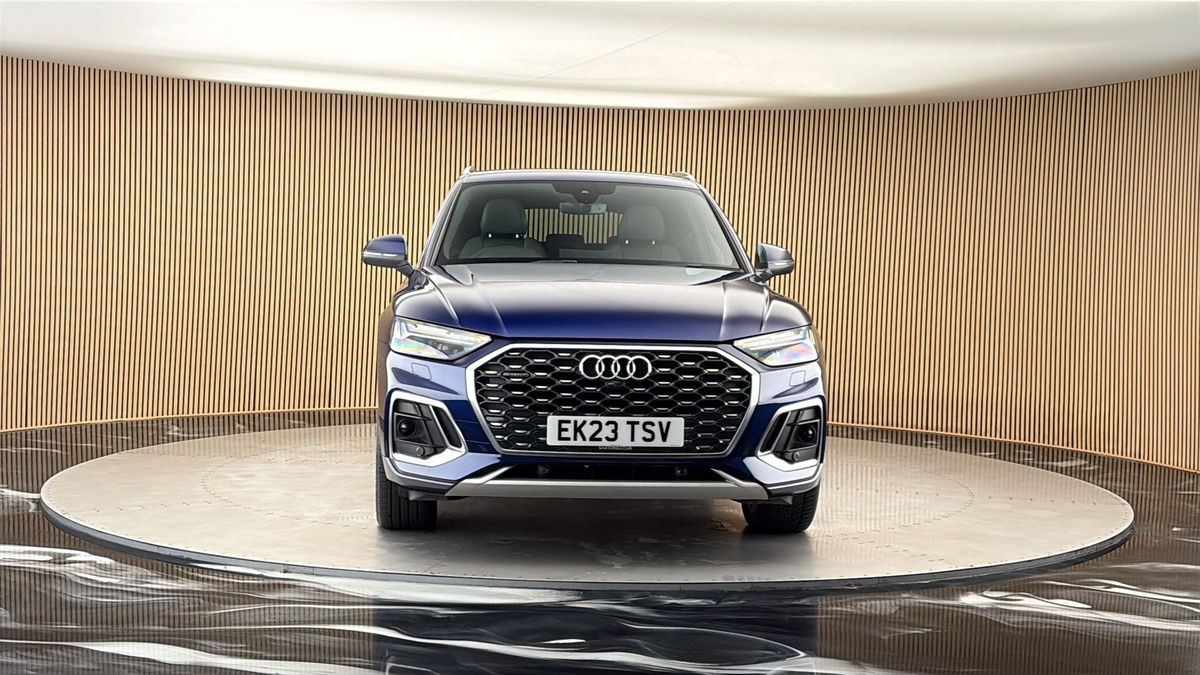 More views of Audi Q5