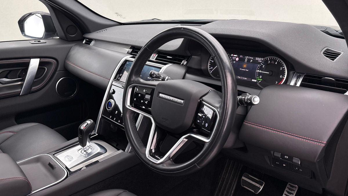 Land Rover Discovery Sport Image 5