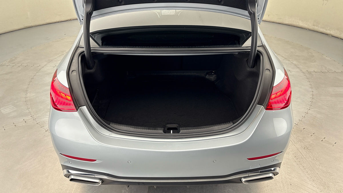 Mercedes-Benz C Class Image 11