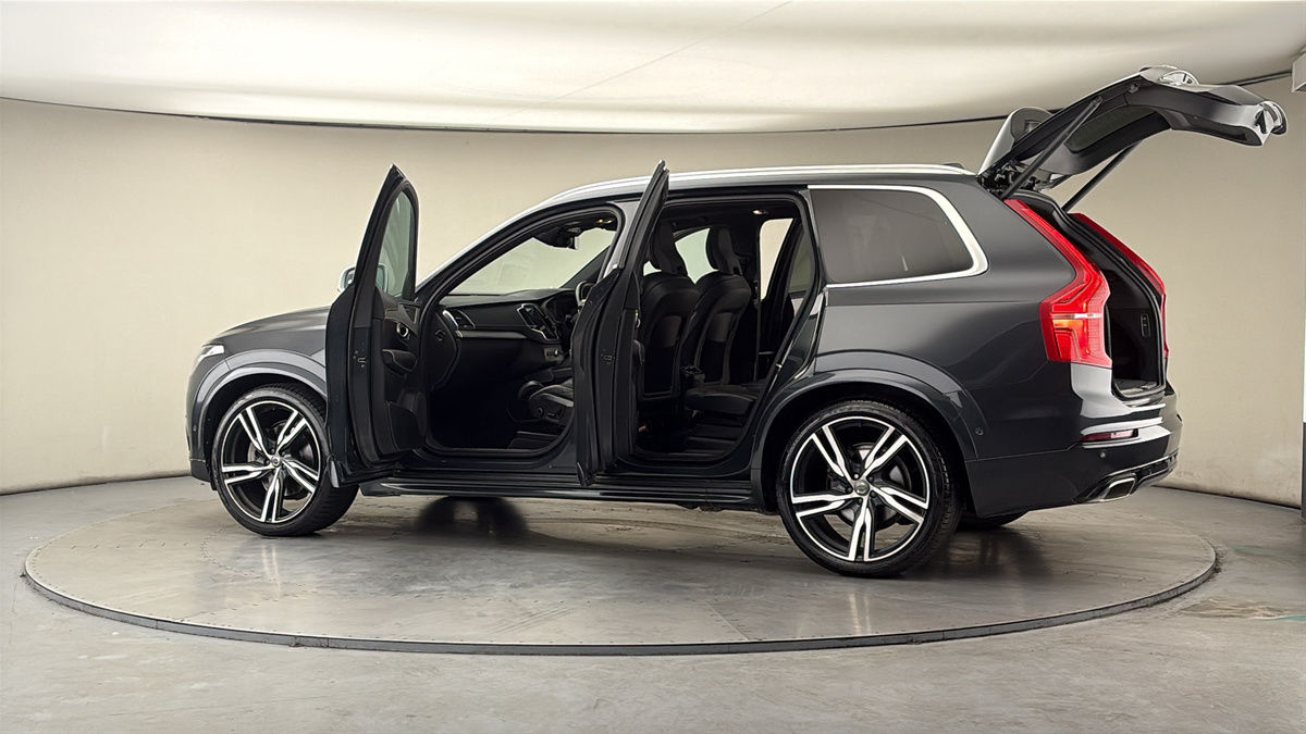 More views of Volvo XC90