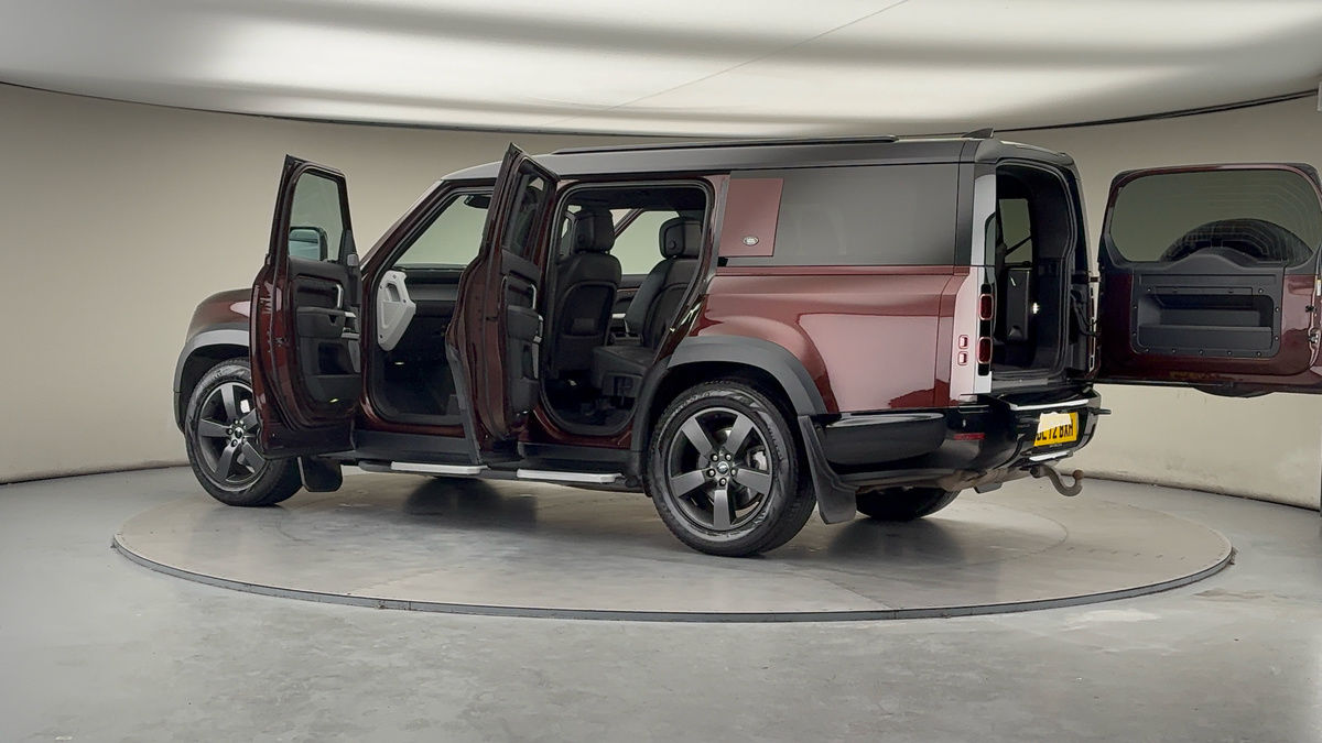 More views of Land Rover Defender 130