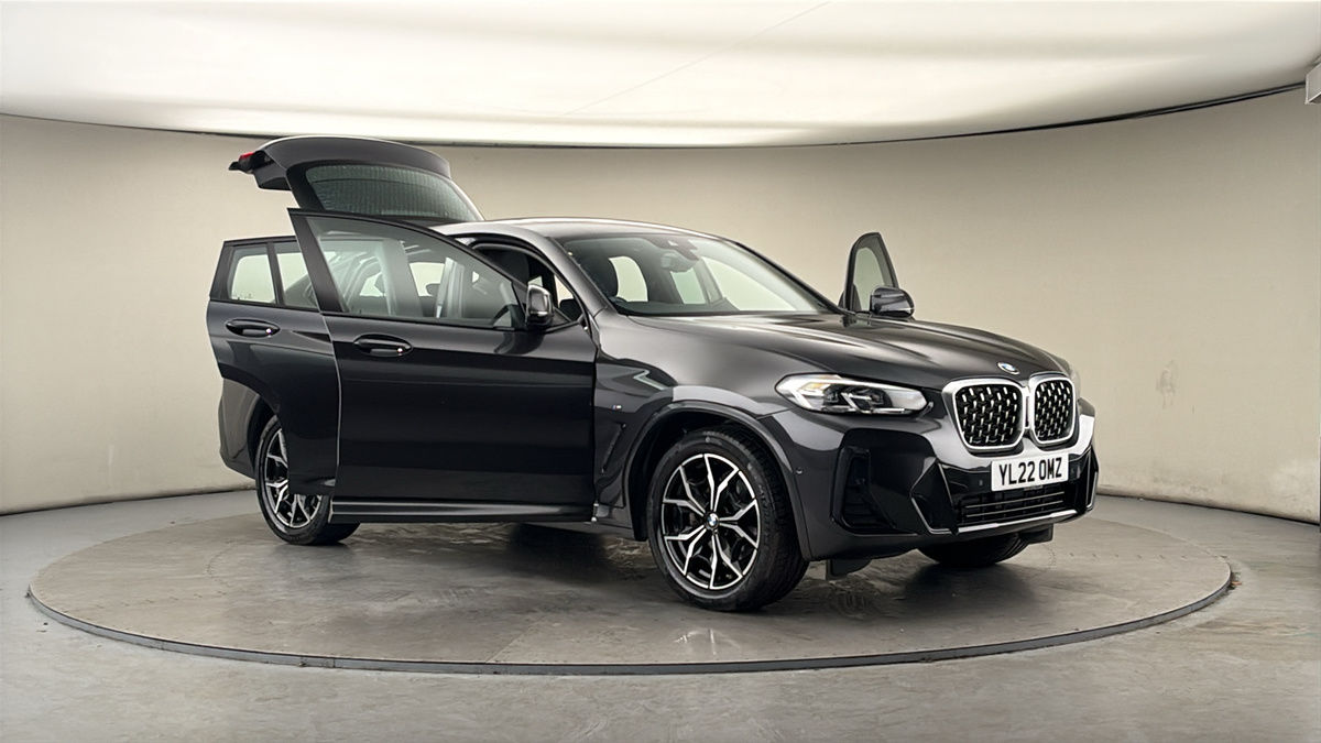 More views of BMW X4