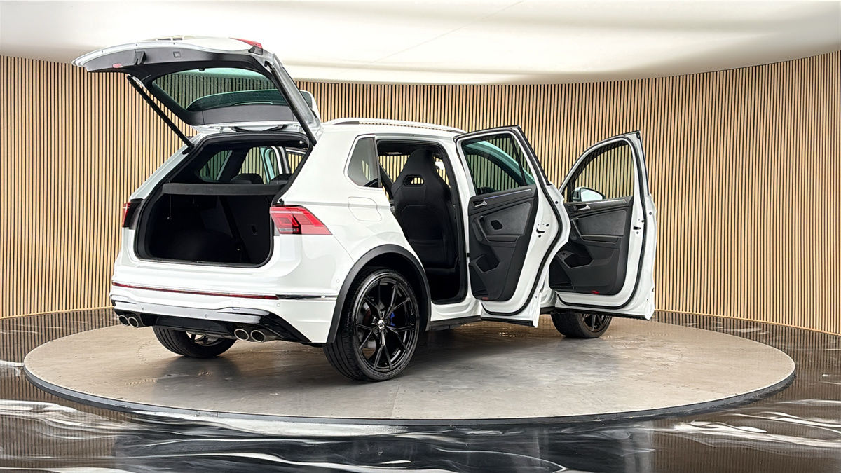 More views of Volkswagen Tiguan