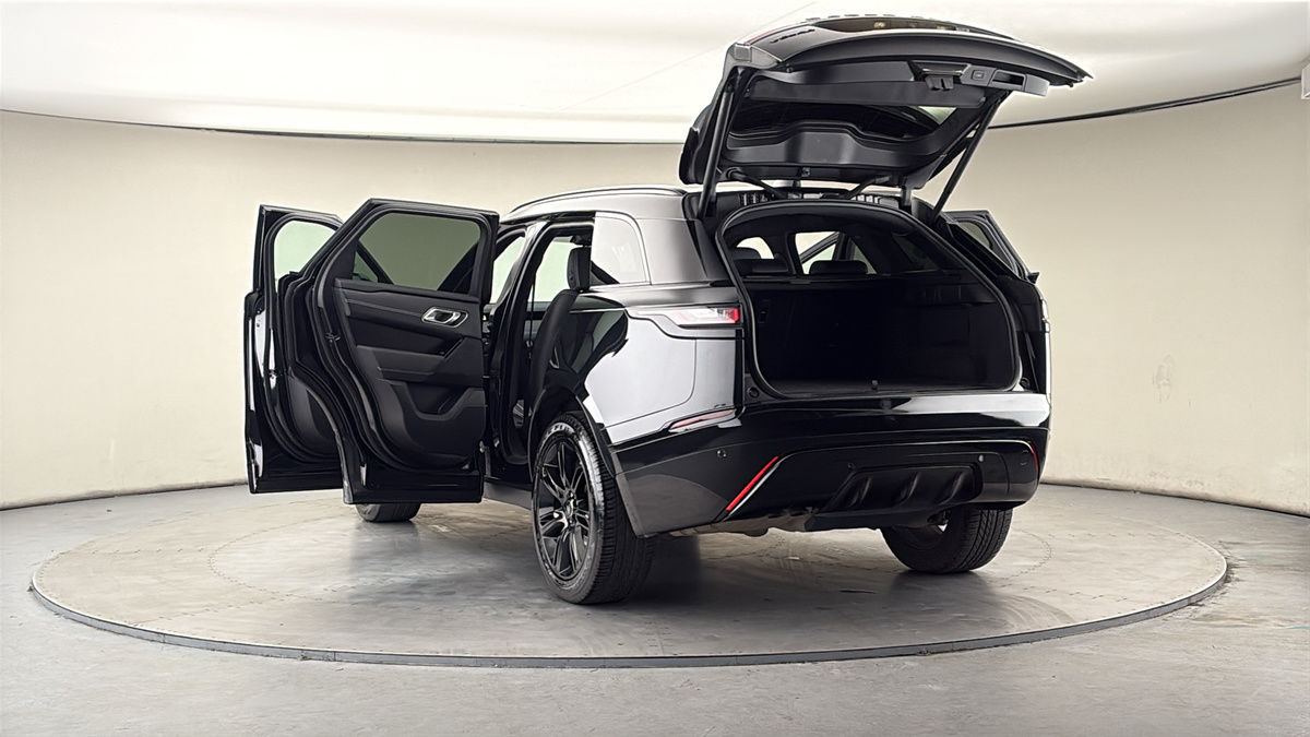 More views of Land Rover Range Rover Velar