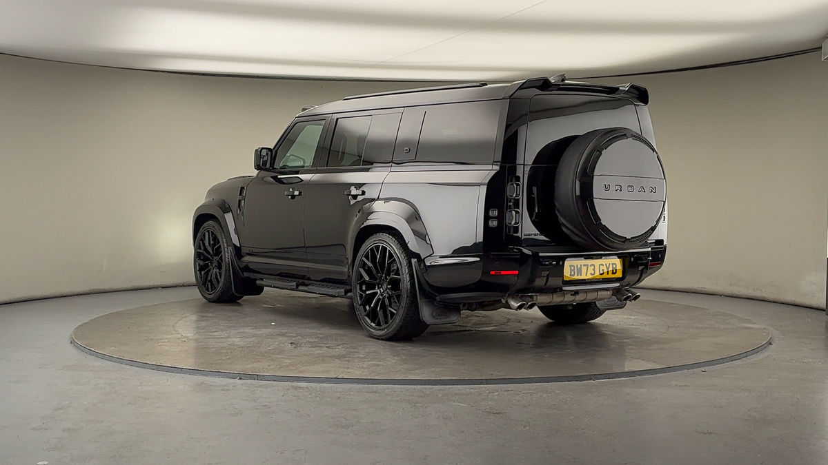 Land Rover Defender 130 Urban Image 2