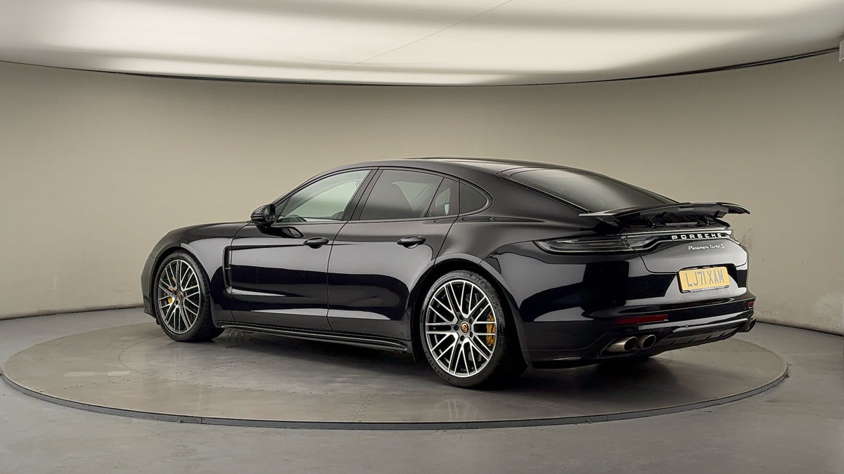More views of Porsche Panamera