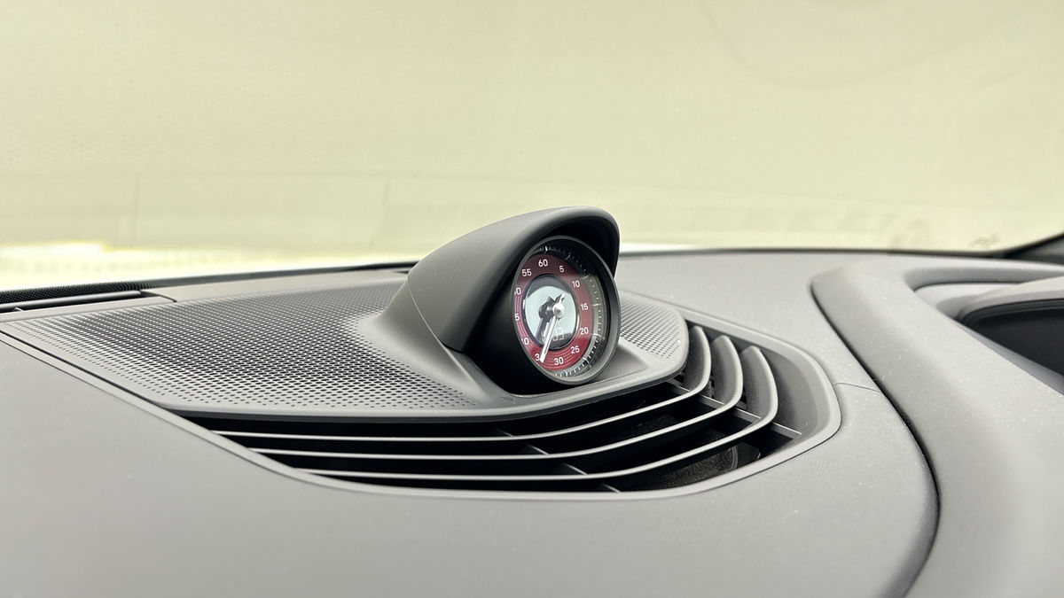 Porsche Taycan Image 27