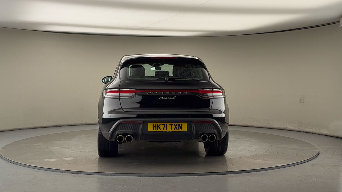 More views of Porsche Macan