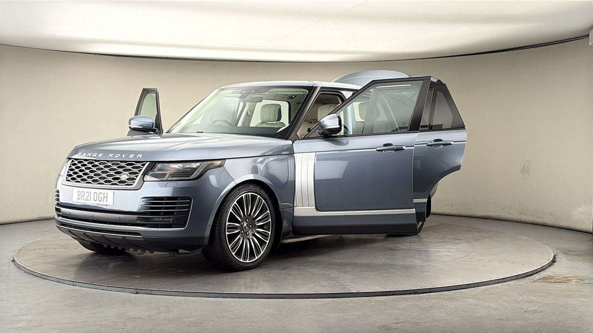 More views of Land Rover Range Rover