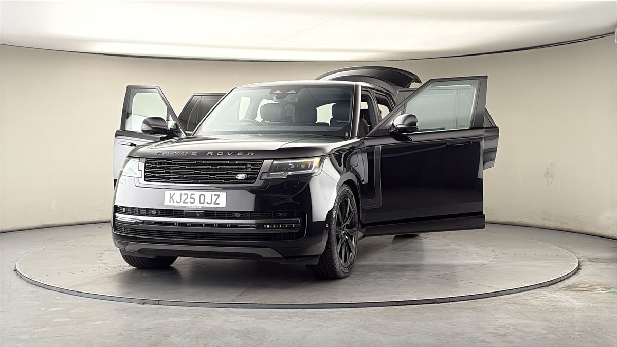 More views of Land Rover Range Rover