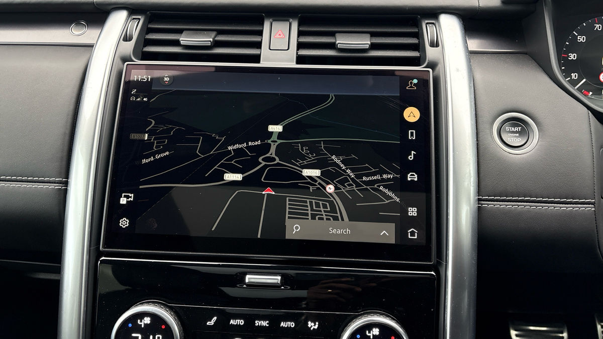 Land Rover Discovery Image 17