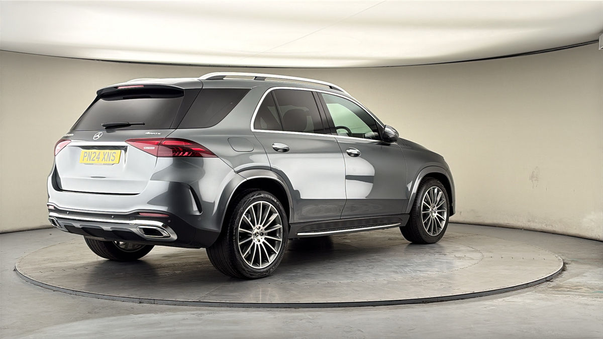 Mercedes-Benz GLE Image 21