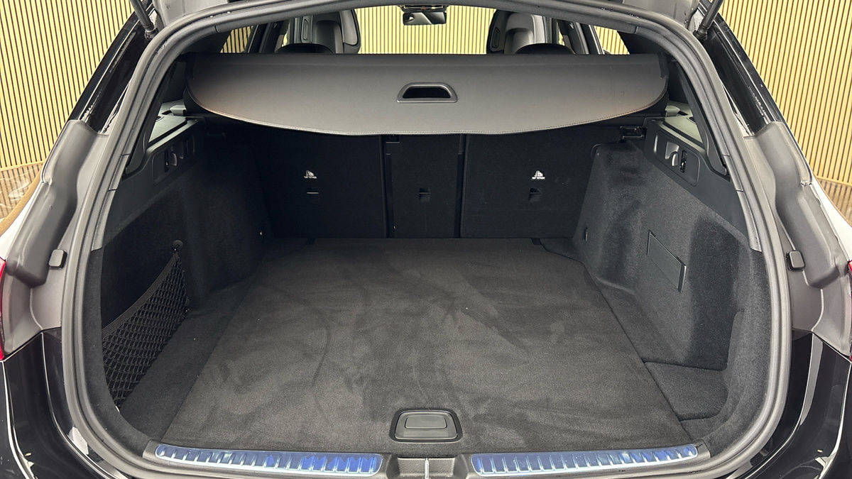 Mercedes-Benz C Class Image 11