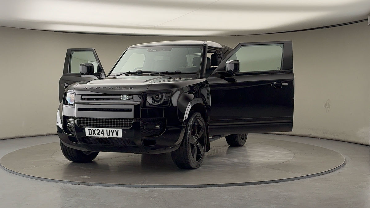 More views of Land Rover Defender 90