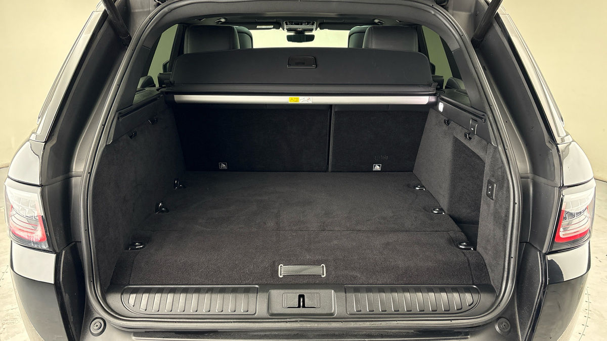 Land Rover Range Rover Sport Image 11