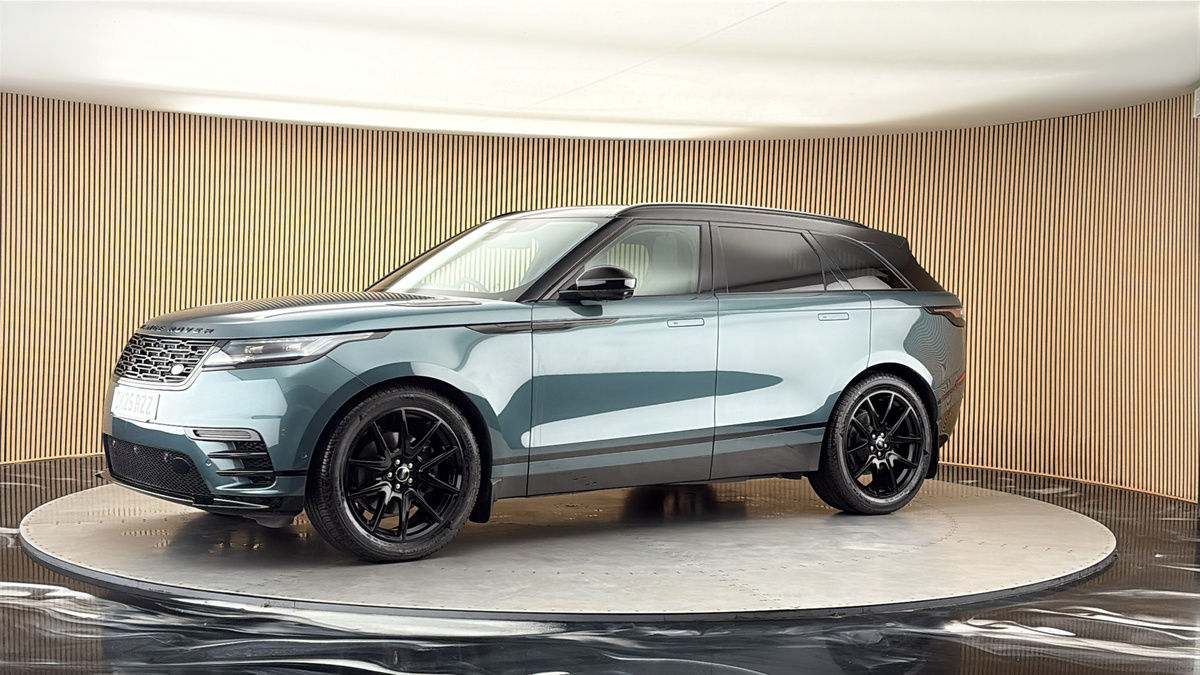 More views of Land Rover Range Rover Velar
