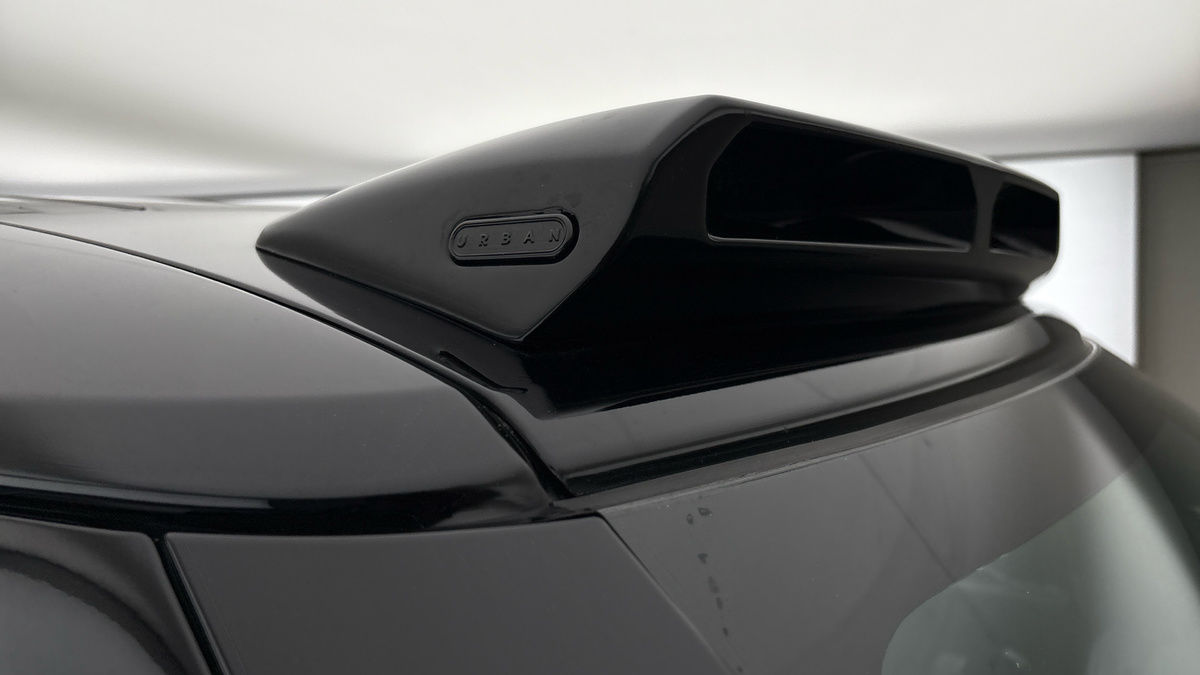 Land Rover Defender 110 Urban Image 50