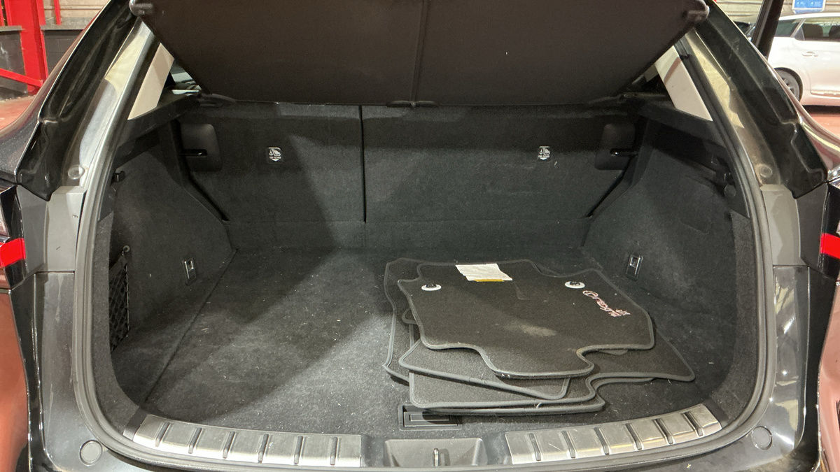 Lexus NX Image 7