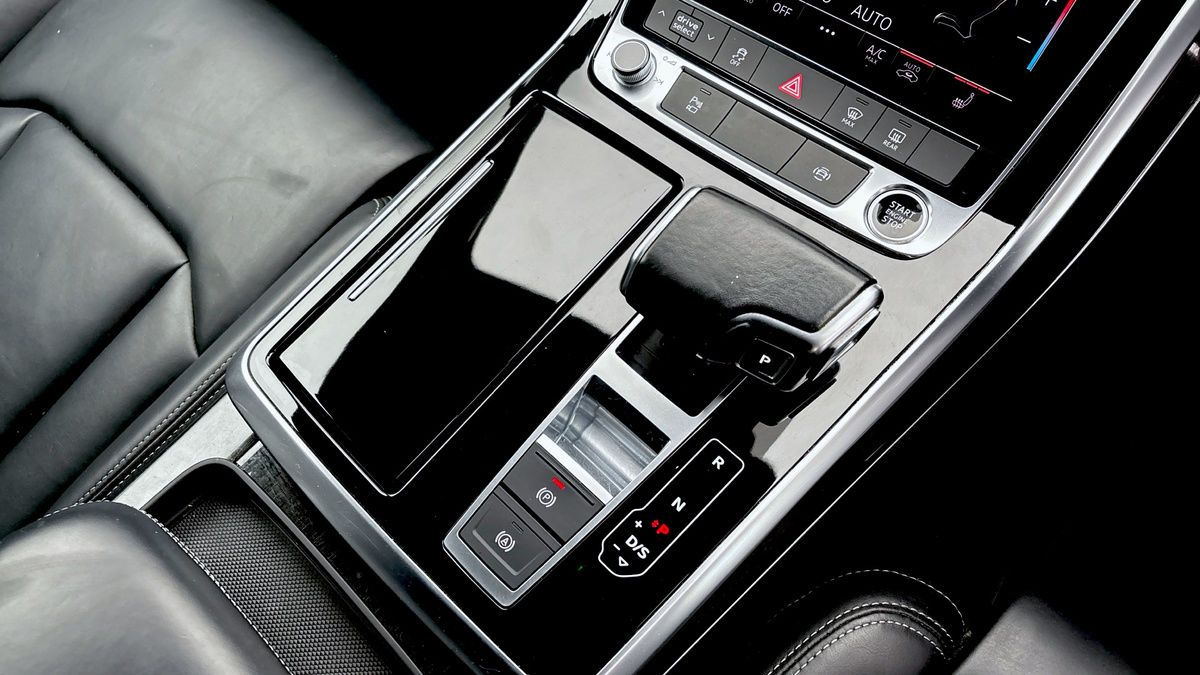 Audi Q7 Image 6