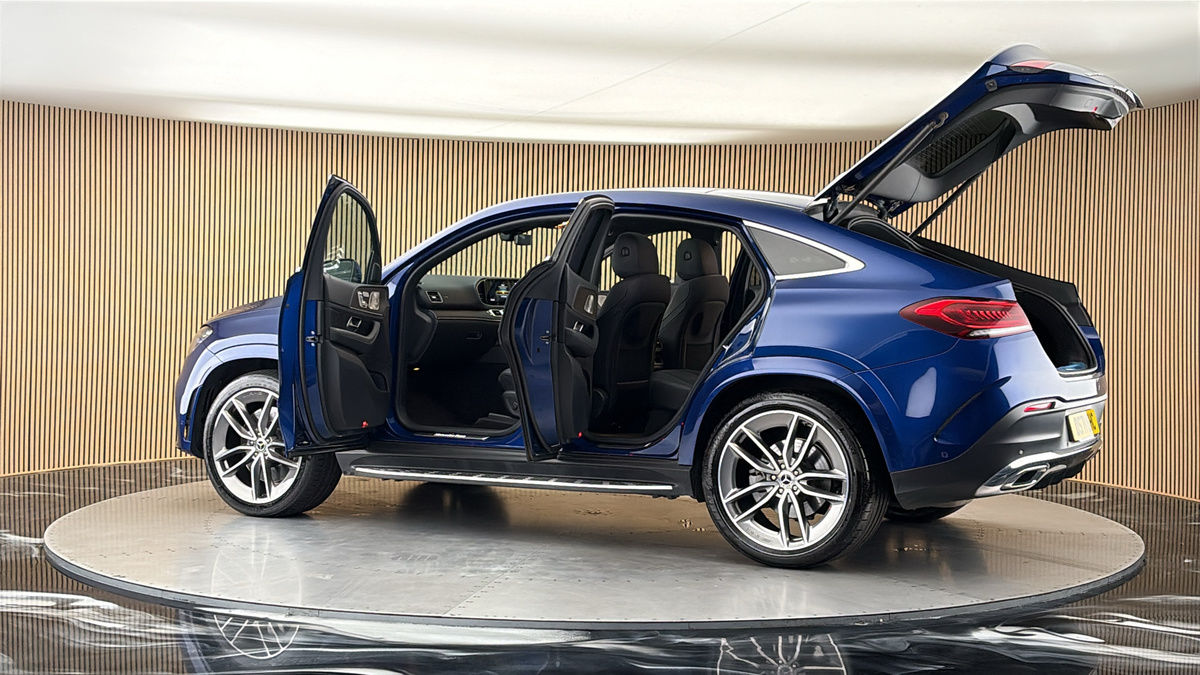 More views of Mercedes-Benz GLE