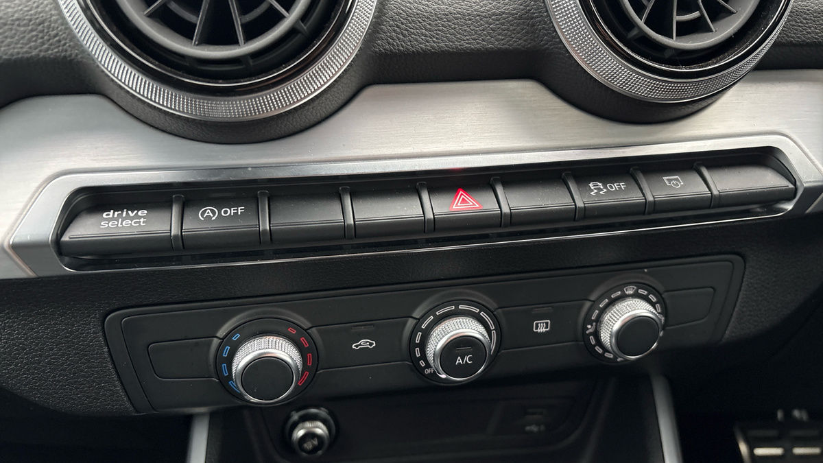 Audi Q2 Image 25