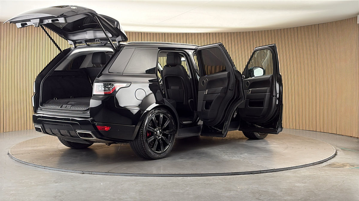 More views of Land Rover Range Rover Sport