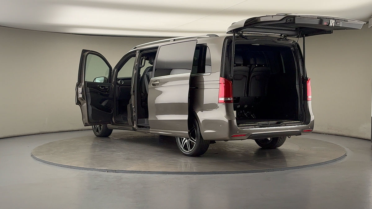 More views of Mercedes-Benz V Class