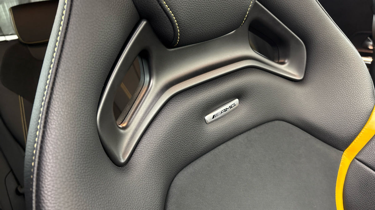 Mercedes-Benz GLA Image 36