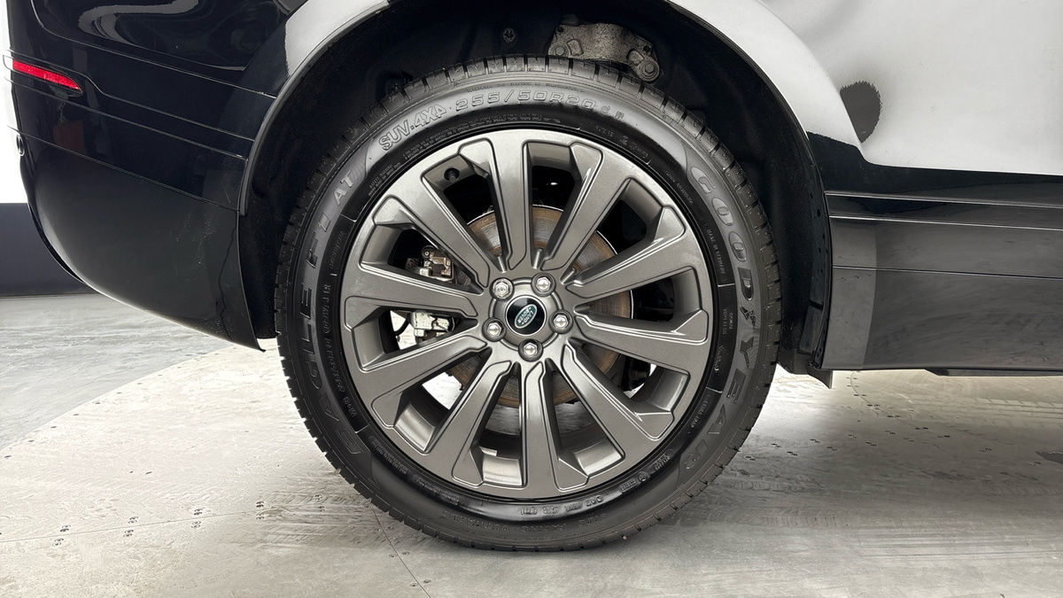 Land Rover Range Rover Velar Image 10