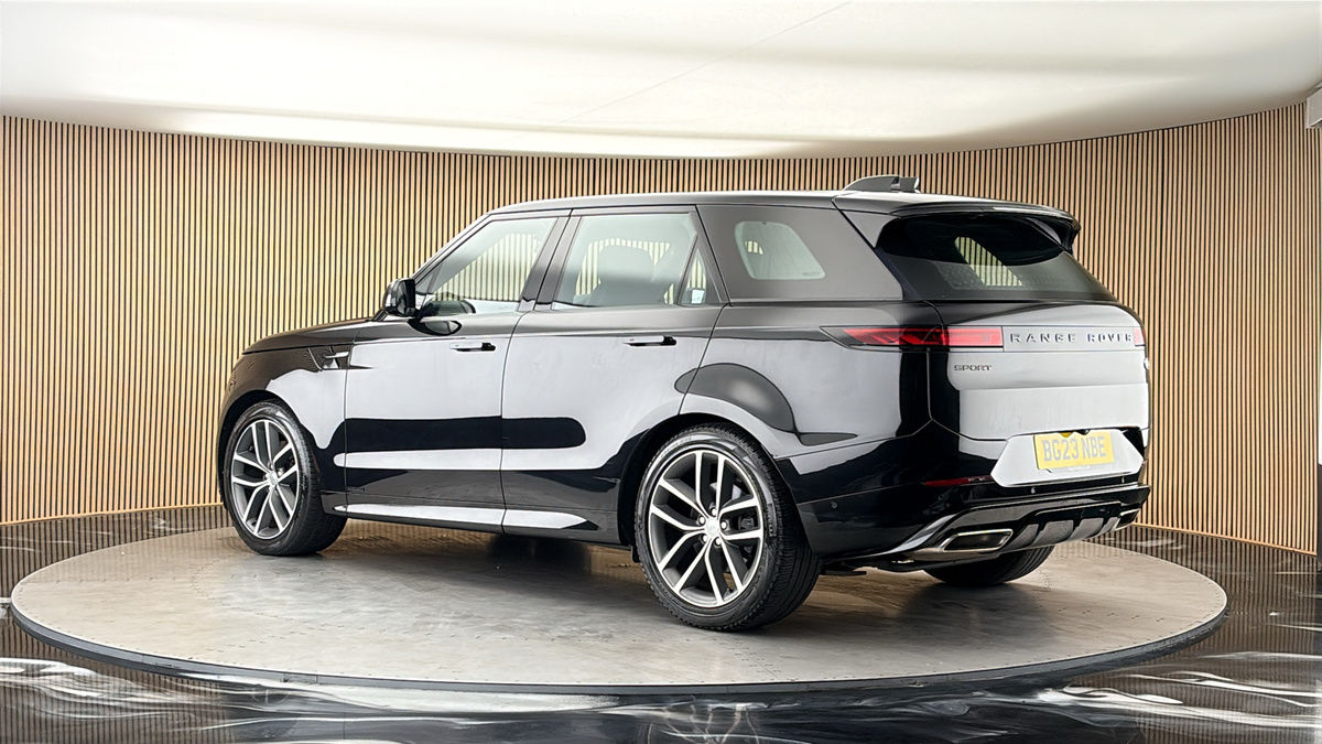 More views of Land Rover Range Rover Sport
