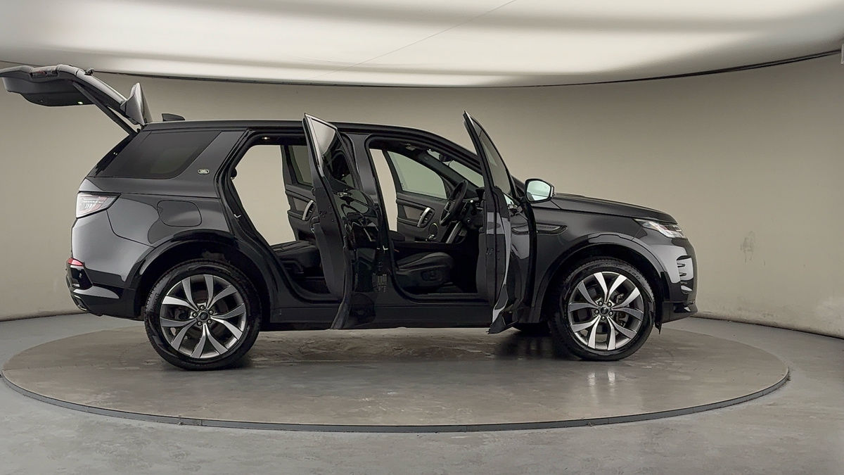 More views of Land Rover Discovery Sport