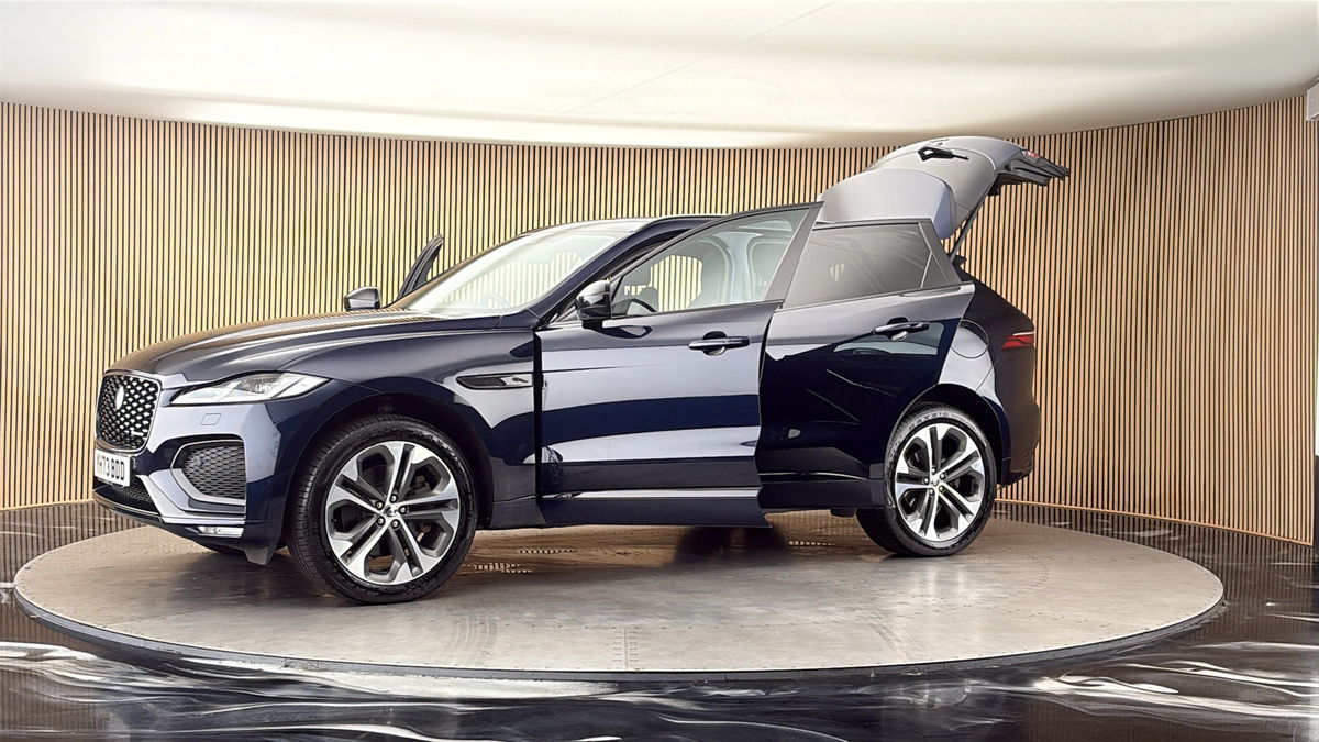 More views of Jaguar F-PACE