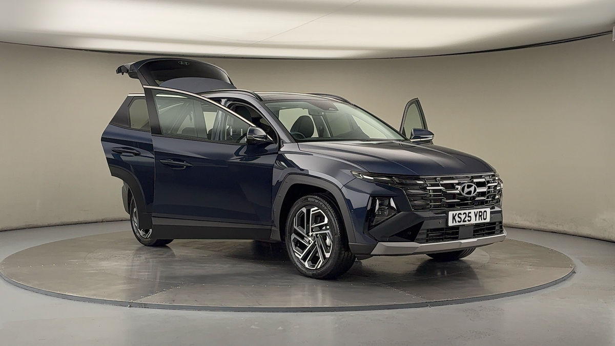 More views of Hyundai TUCSON