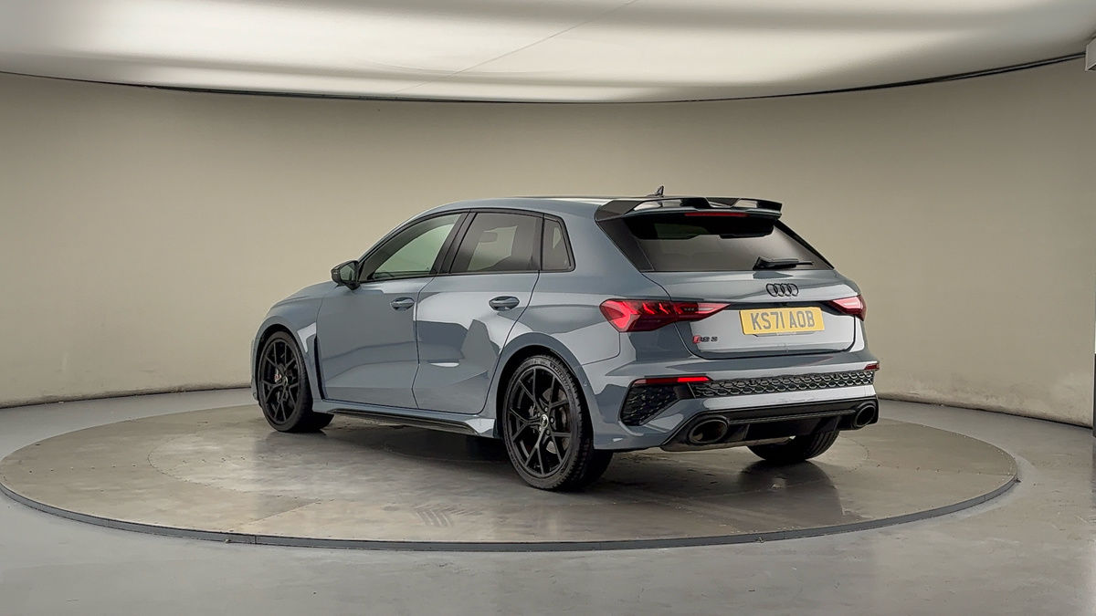 Audi RS3 Image 2