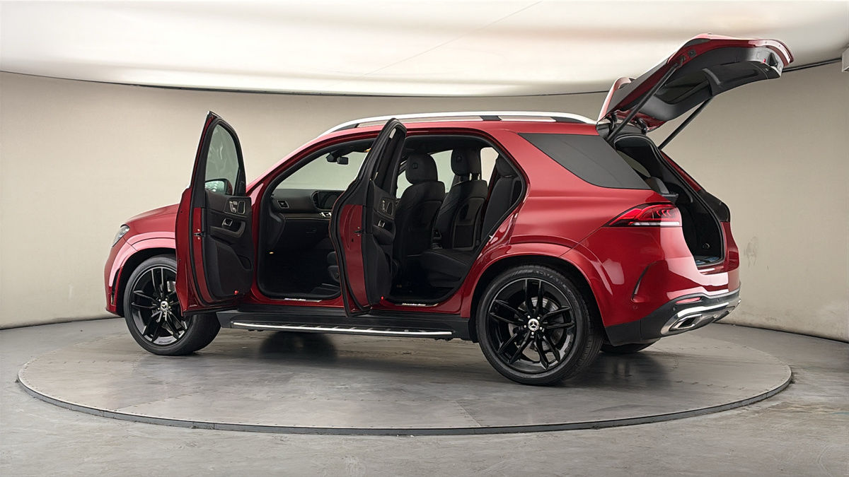 More views of Mercedes-Benz GLE