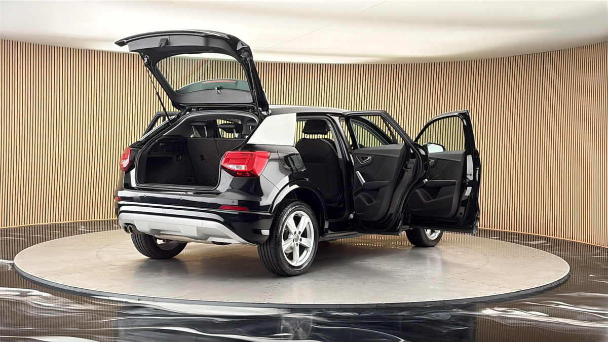 More views of Audi Q2