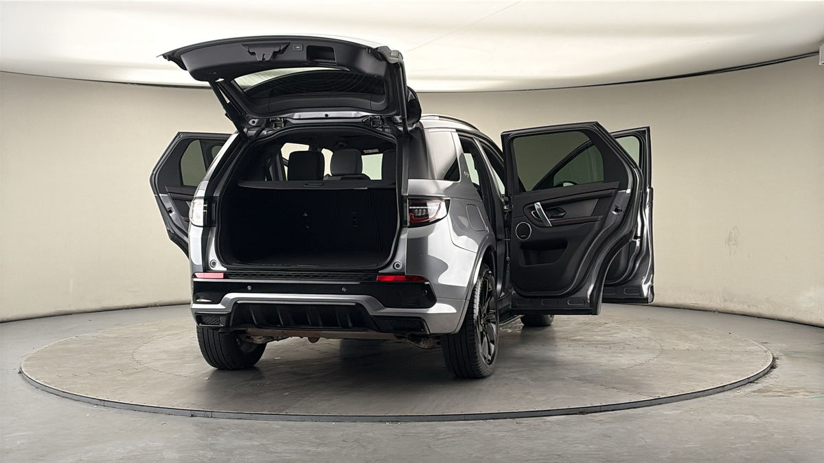 More views of Land Rover Discovery Sport