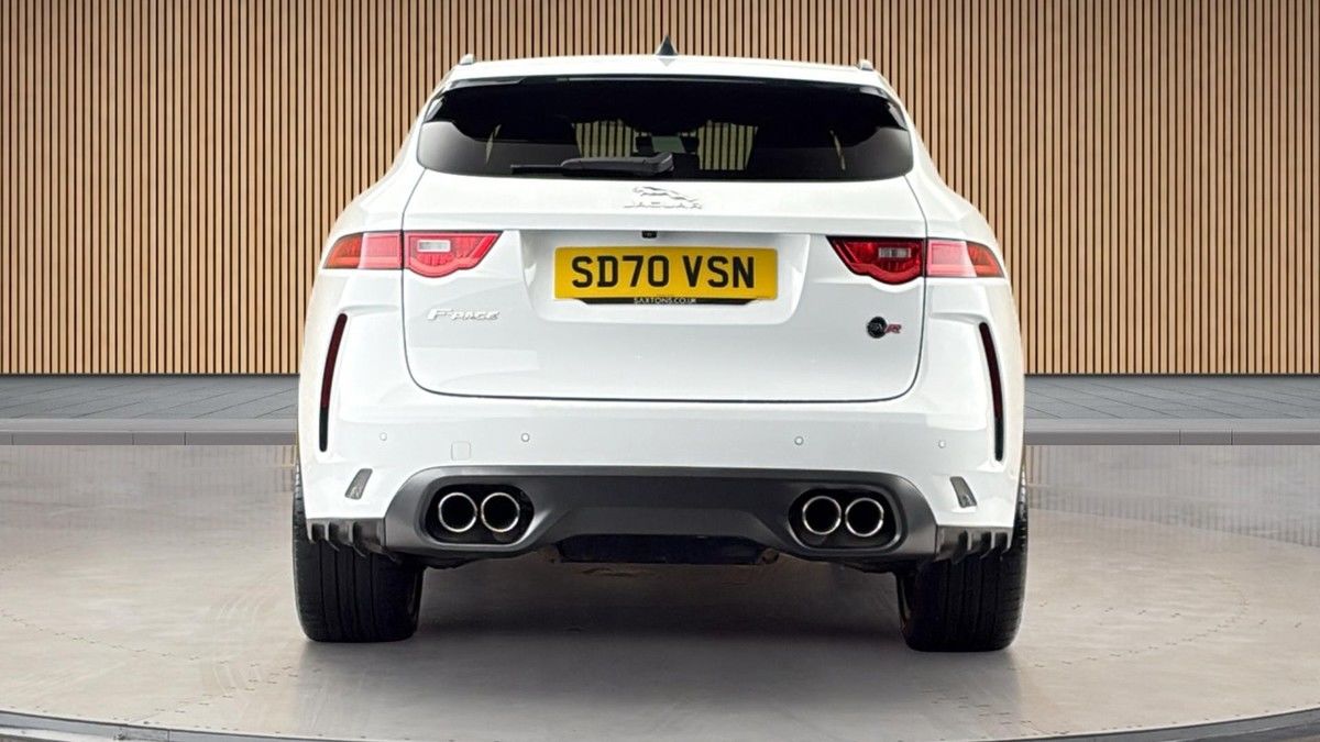 Jaguar F-PACE Image 7