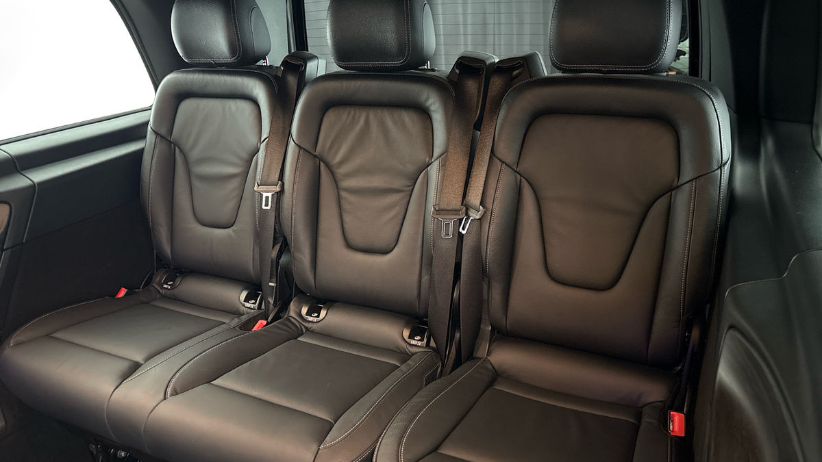 Mercedes-Benz V Class Image 8