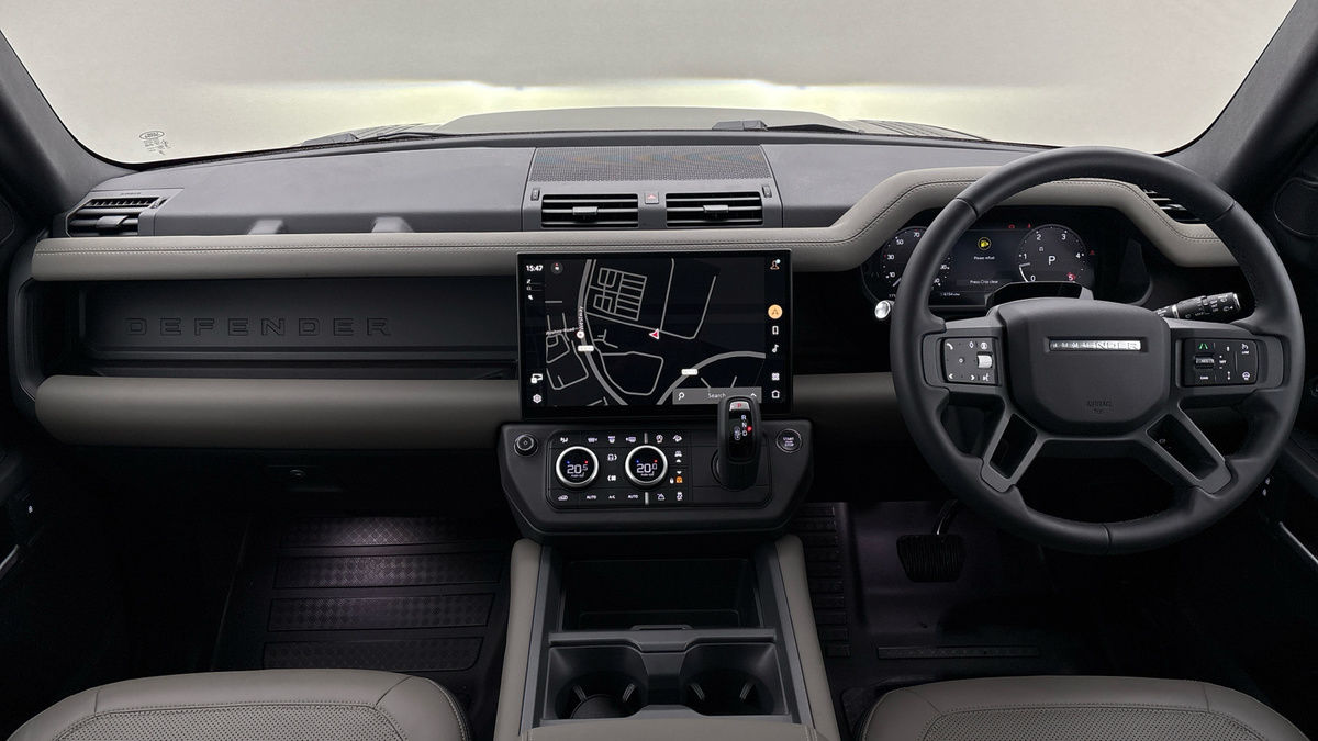 Land Rover Defender 90 Image 12